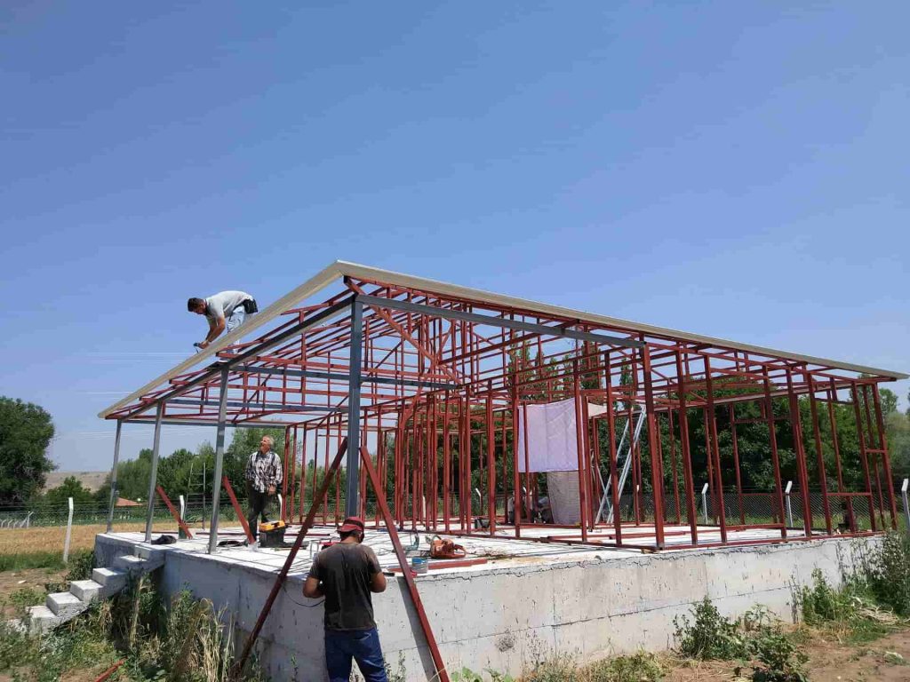 Kazan Güvenç Köyü Eksiz Çatı Oluğu Yapım İşi – Tamamlandı